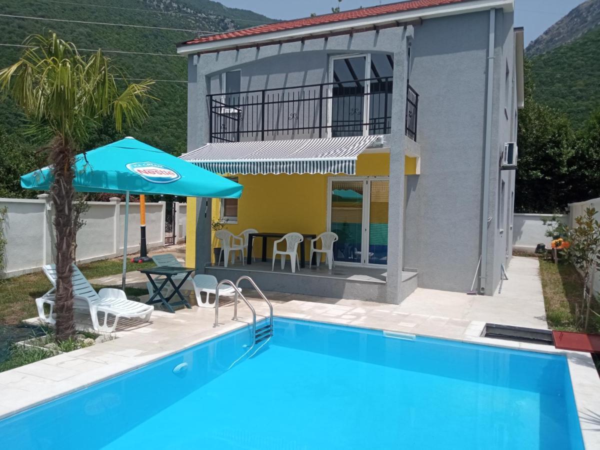Vila House With Pool - Mitrovic Herceg Novi Exteriér fotografie
