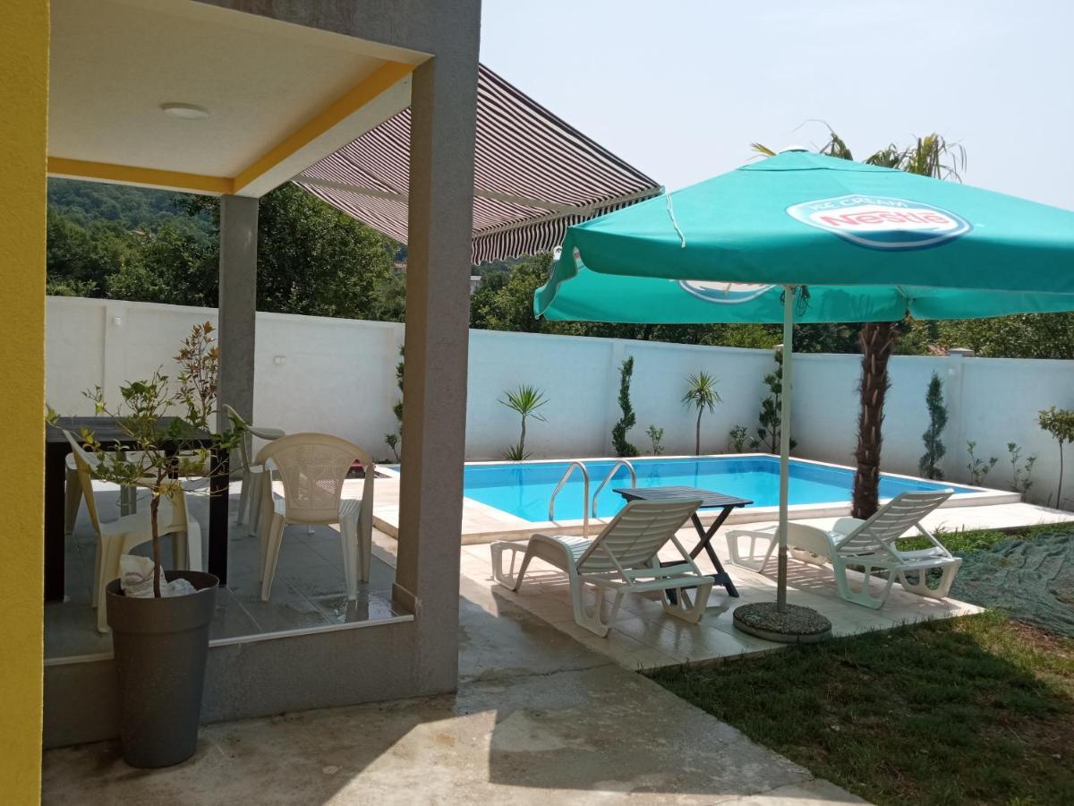 Vila House With Pool - Mitrovic Herceg Novi Exteriér fotografie