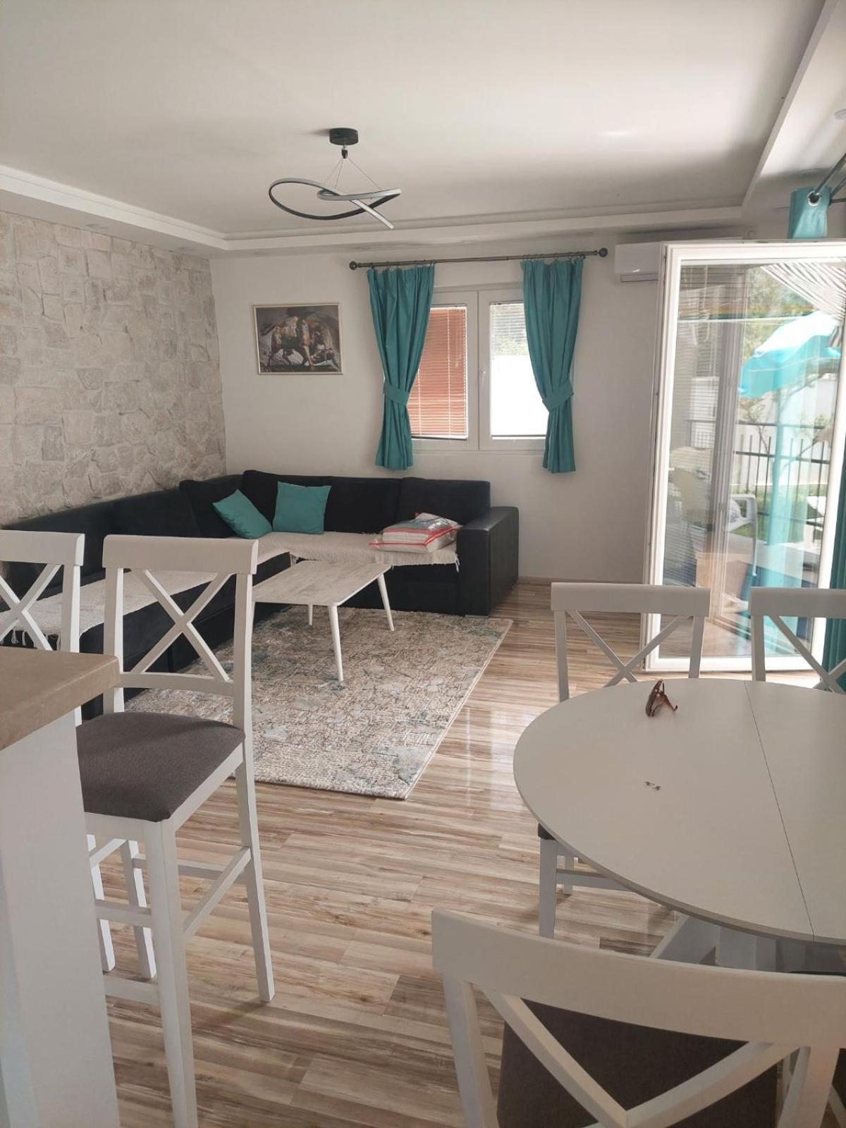 Vila House With Pool - Mitrovic Herceg Novi Exteriér fotografie
